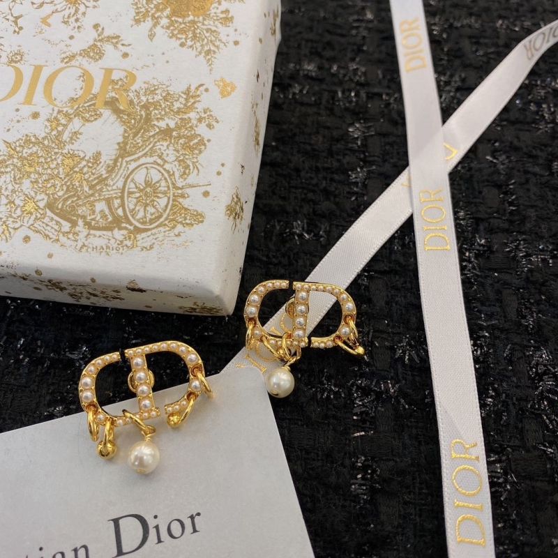 chr1st1an D10r earrings